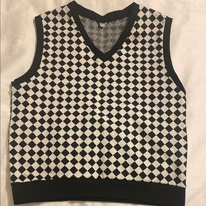 EUC Unisex Checkered Black and White Sleeveless Top/vest made in Korea size11-12